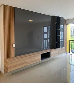 Floating TV